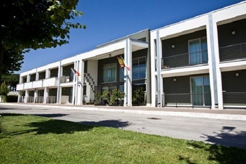 Hotel Sporting Pomezia Exterior photo